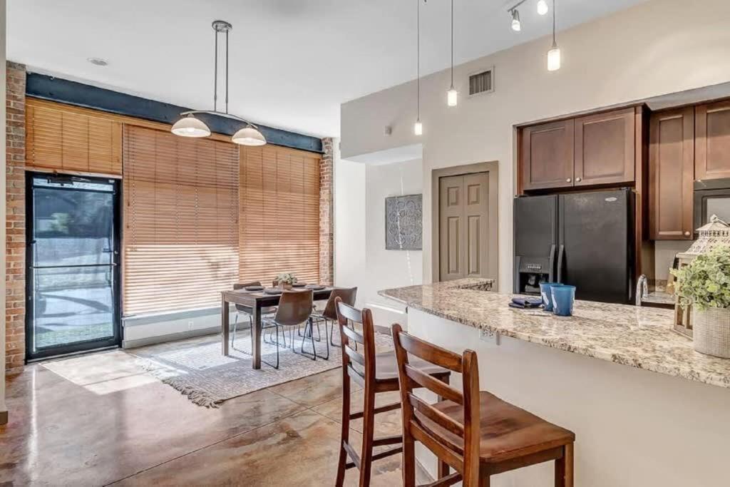 Modern, Insta-Worthy 2B Townhome In Walkable Springfield! Jacksonville Exterior photo