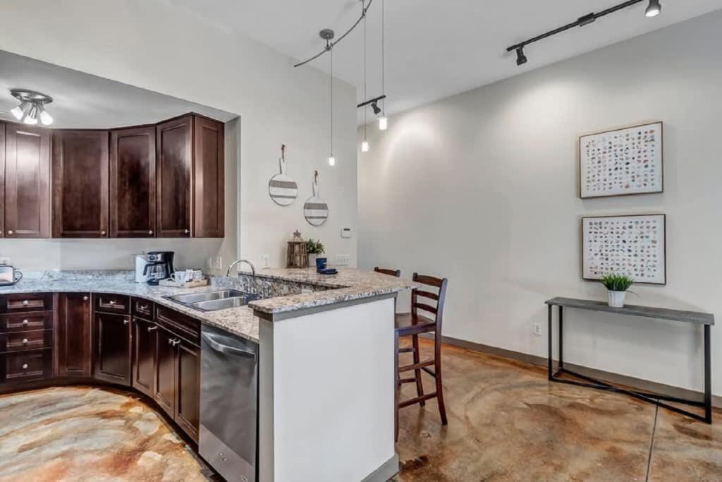 Modern, Insta-Worthy 2B Townhome In Walkable Springfield! Jacksonville Exterior photo
